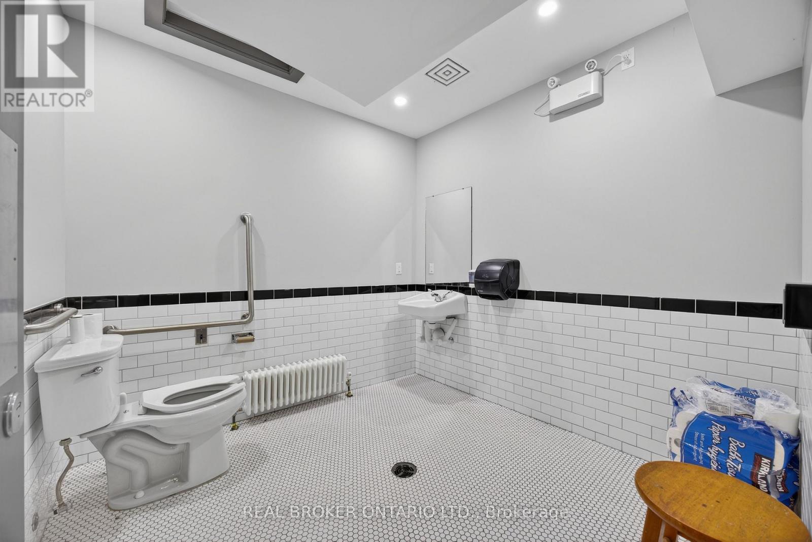 16 West Street S, Orillia, Ontario  L3V 5G3 - Photo 22 - S12887154