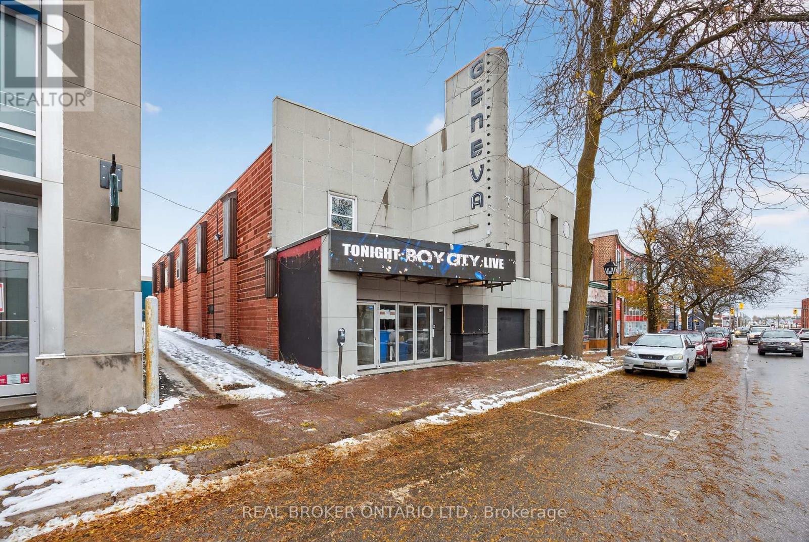 16 West Street S, Orillia, Ontario  L3V 5G3 - Photo 4 - S12887154