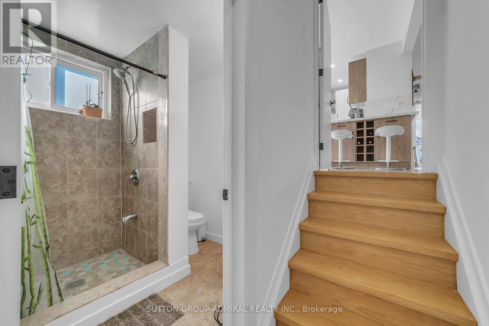 17 Jasper Drive, Aurora, Ontario  L4G 3B6 - Photo 29 - N12886348