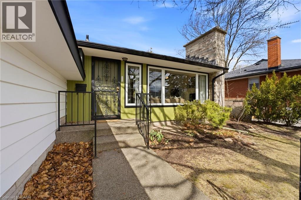 5411 Stratton Road, Burlington, Ontario  L7L 2Z1 - Photo 2 - 40811149