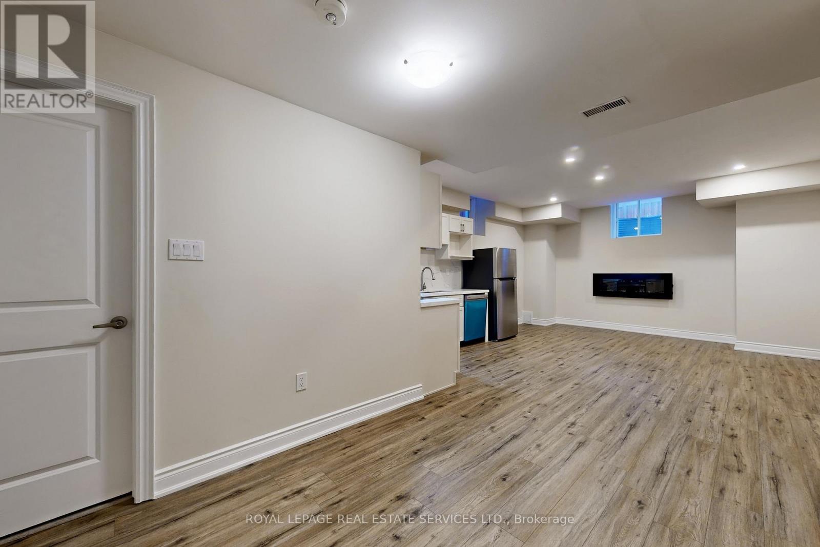 Bsmt - 3359 Post Road, Oakville (Go Glenorchy), Ontario  L6H 0Y5 - Photo 10 - W12886922