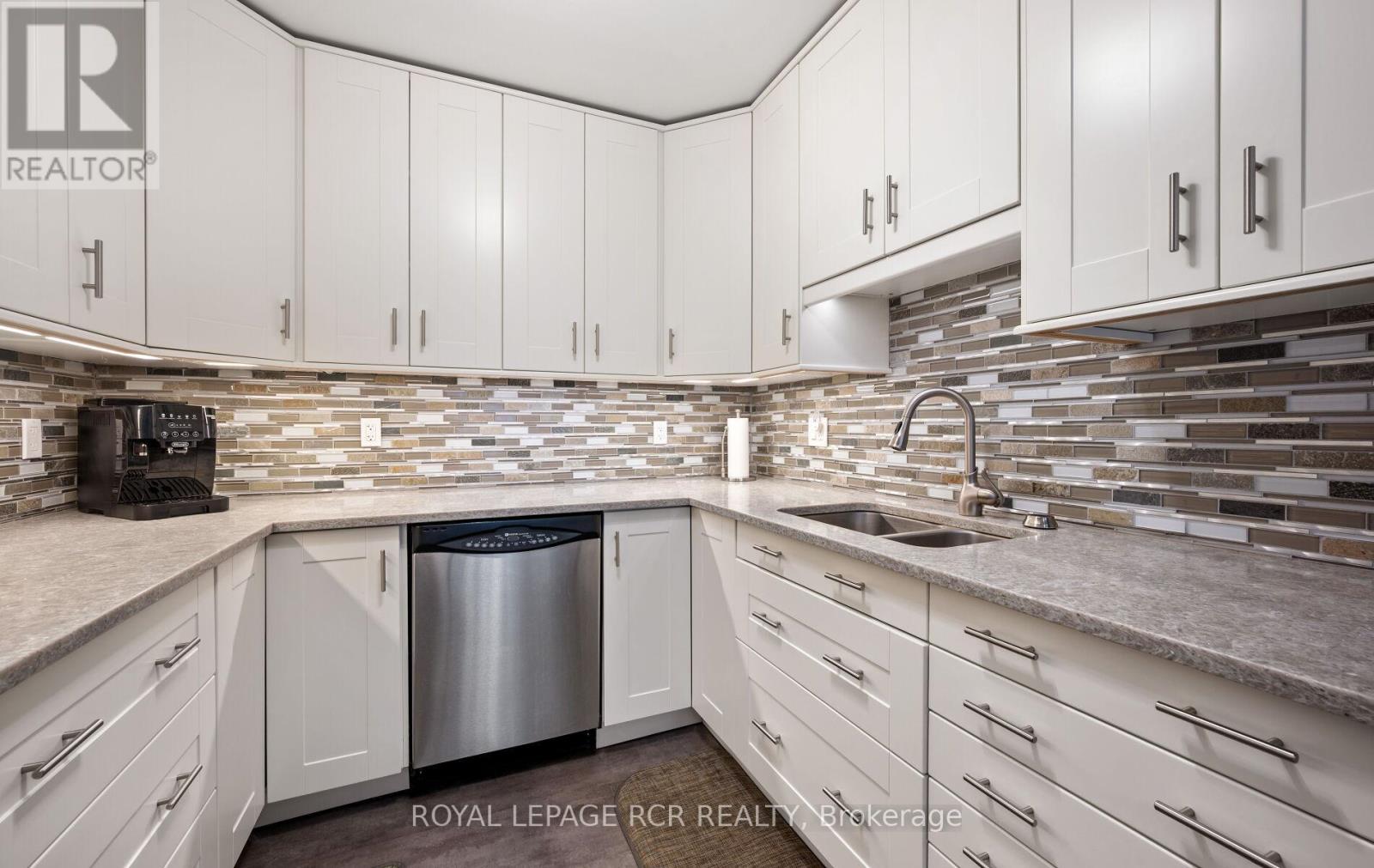 14 Erindale Avenue, Orangeville, Ontario  L9W 2V9 - Photo 14 - W12886932