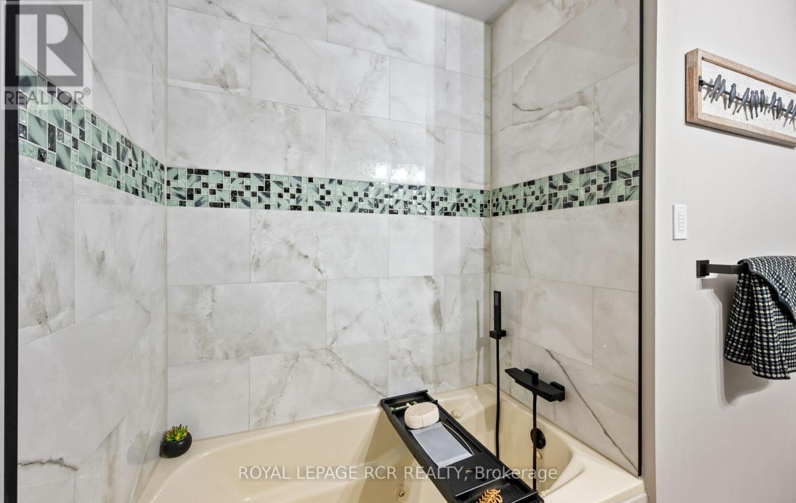 14 Erindale Avenue, Orangeville, Ontario  L9W 2V9 - Photo 25 - W12886932