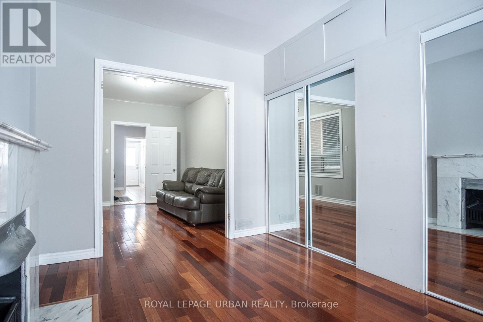 58 Ascot Avenue, Toronto, Ontario  M6E 1E7 - Photo 14 - W12886970