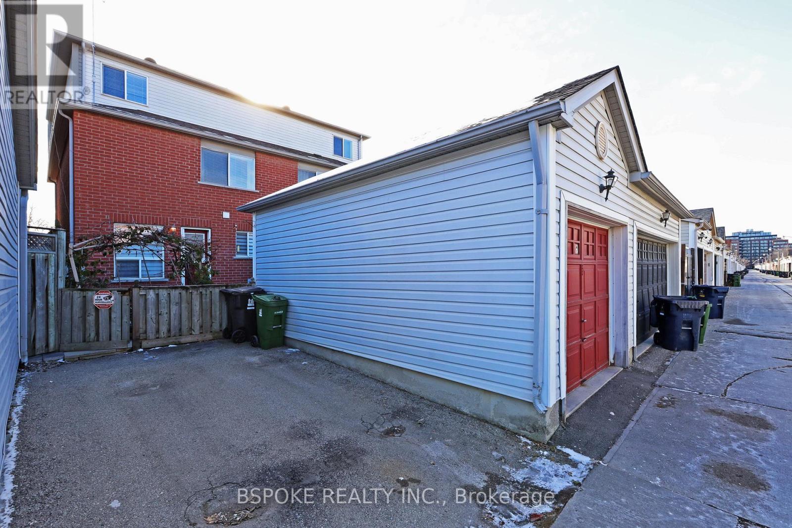 2066 St Clair Avenue W, Toronto, Ontario  M6N 5B9 - Photo 40 - W12886988