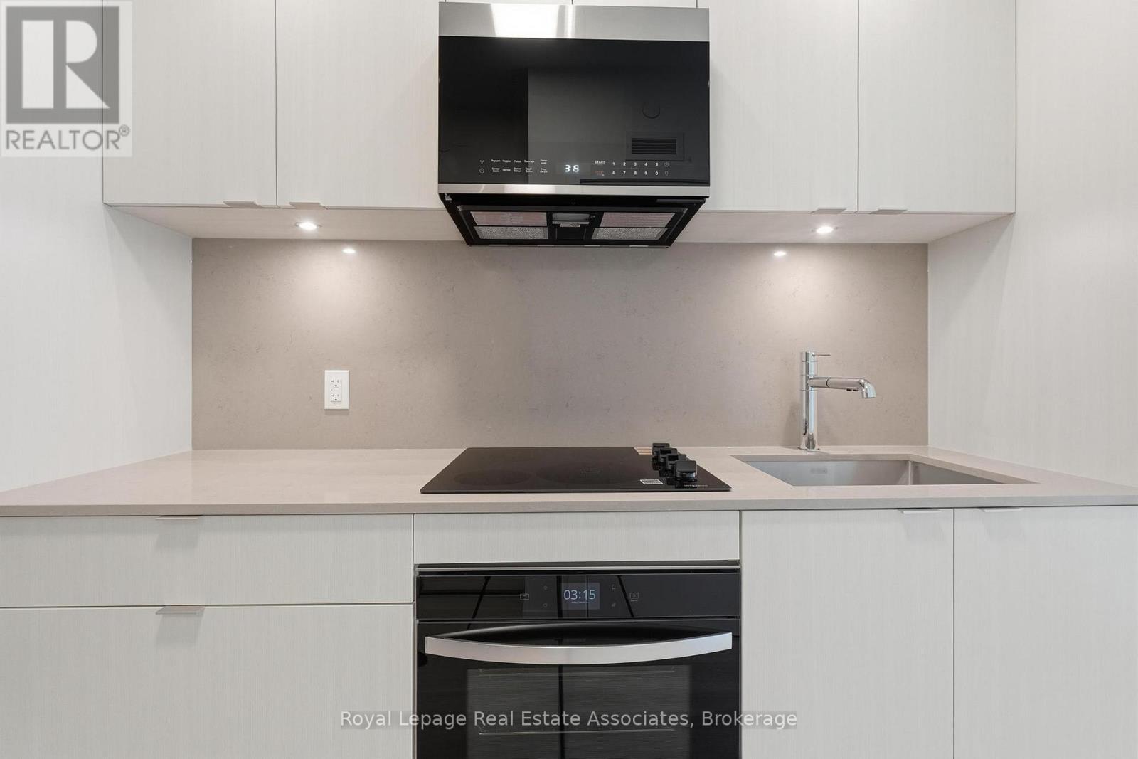 1103 - 25 Cordova Avenue, Toronto (Islington-City Centre West), Ontario  M9A 0E5 - Photo 3 - W12887004