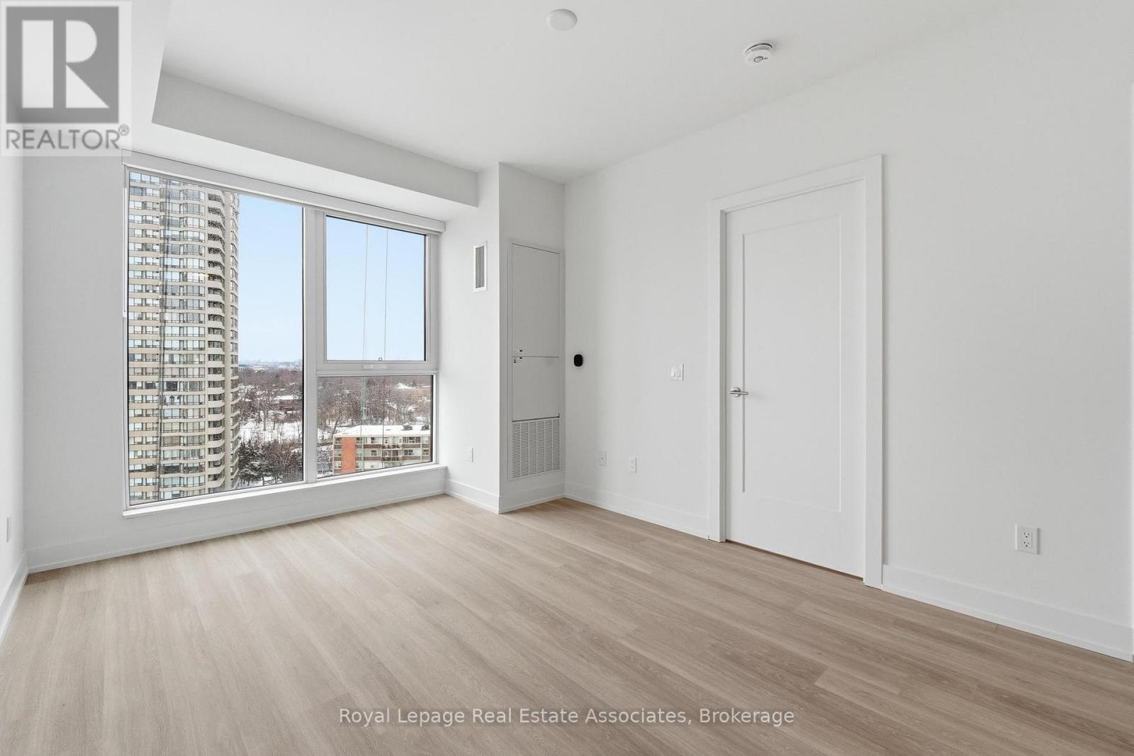 1103 - 25 Cordova Avenue, Toronto (Islington-City Centre West), Ontario  M9A 0E5 - Photo 6 - W12887004