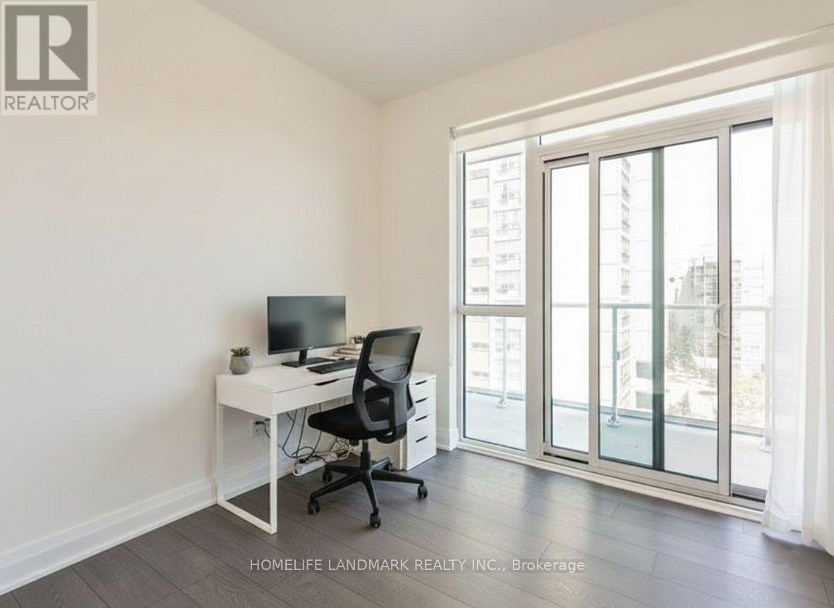 705 - 55 Speers Road, Oakville, Ontario  L6K 3R6 - Photo 6 - W12887034