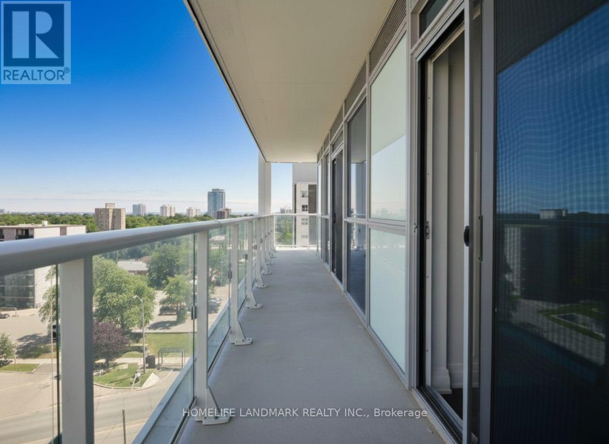 705 - 55 Speers Road, Oakville, Ontario  L6K 3R6 - Photo 9 - W12887034