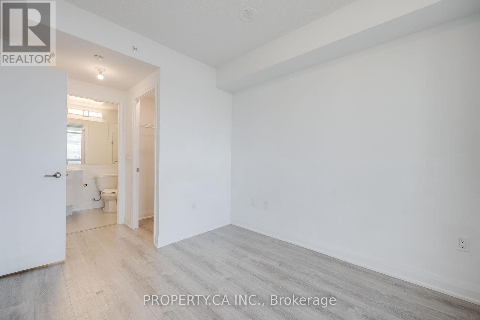 2010 - 30 Gibbs Road, Toronto, Ontario  M9B 0E4 - Photo 10 - W12887050