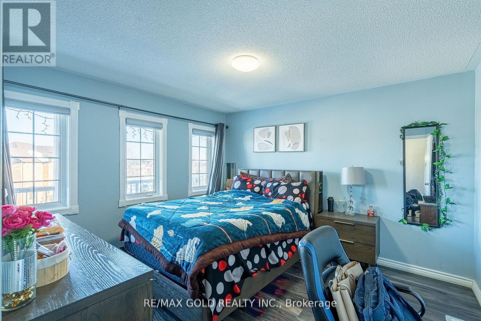 32 Courtsfield Crescent, Brampton, Ontario  L7A 2E2 - Photo 33 - W12887088