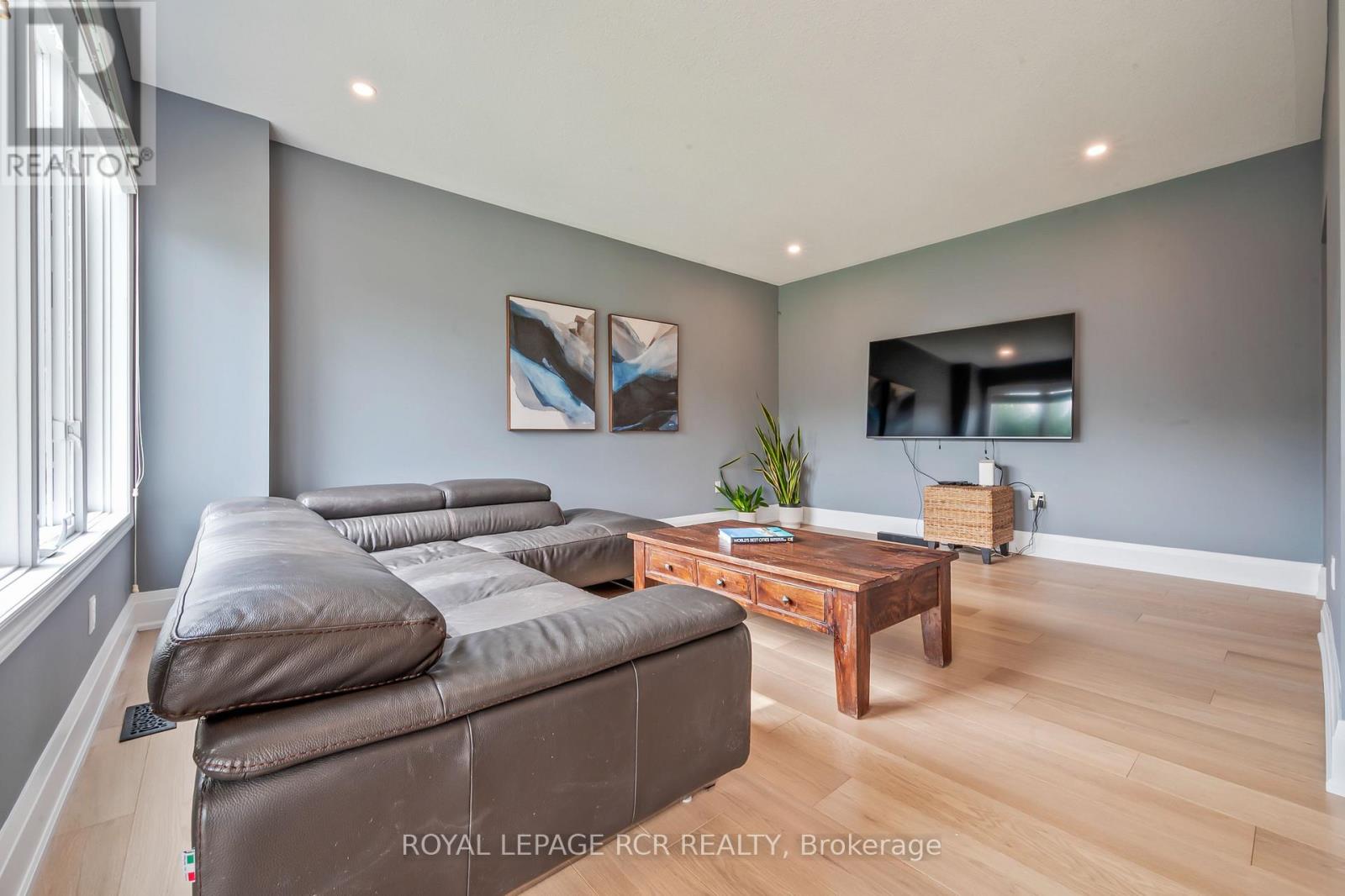 63 Young Court, Orangeville, Ontario  L9W 0A8 - Photo 16 - W12887136