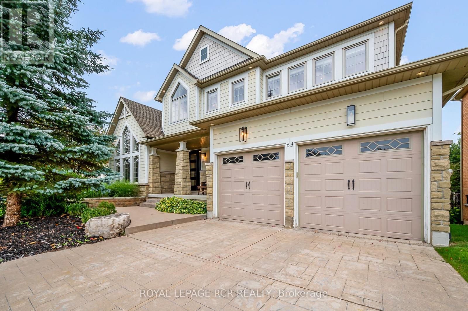 63 Young Court, Orangeville, Ontario  L9W 0A8 - Photo 2 - W12887136