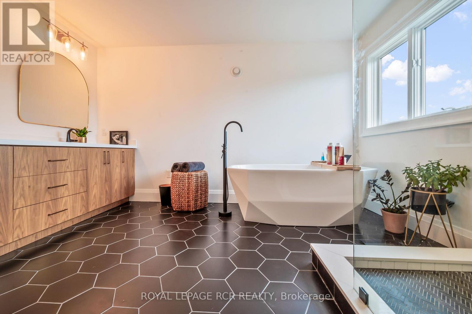 63 Young Court, Orangeville, Ontario  L9W 0A8 - Photo 26 - W12887136