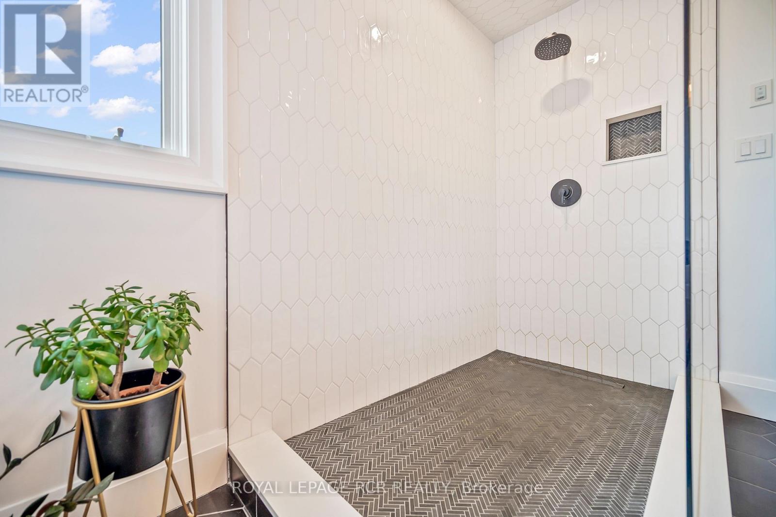 63 Young Court, Orangeville, Ontario  L9W 0A8 - Photo 27 - W12887136