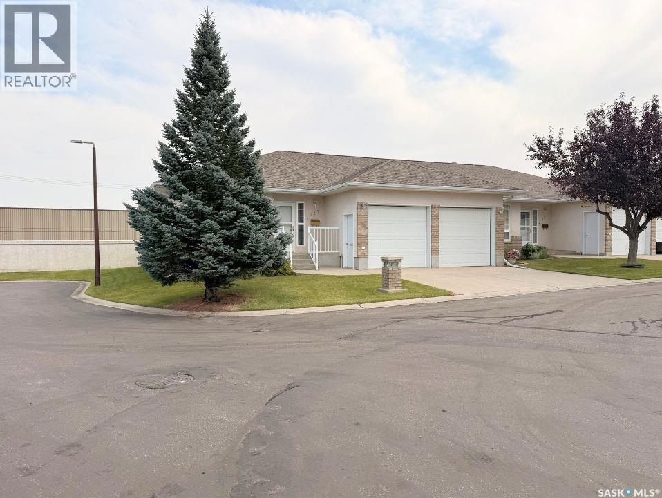 417 165 Robert Street W, Swift Current, Saskatchewan  S9H 5E7 - Photo 39 - SK030477