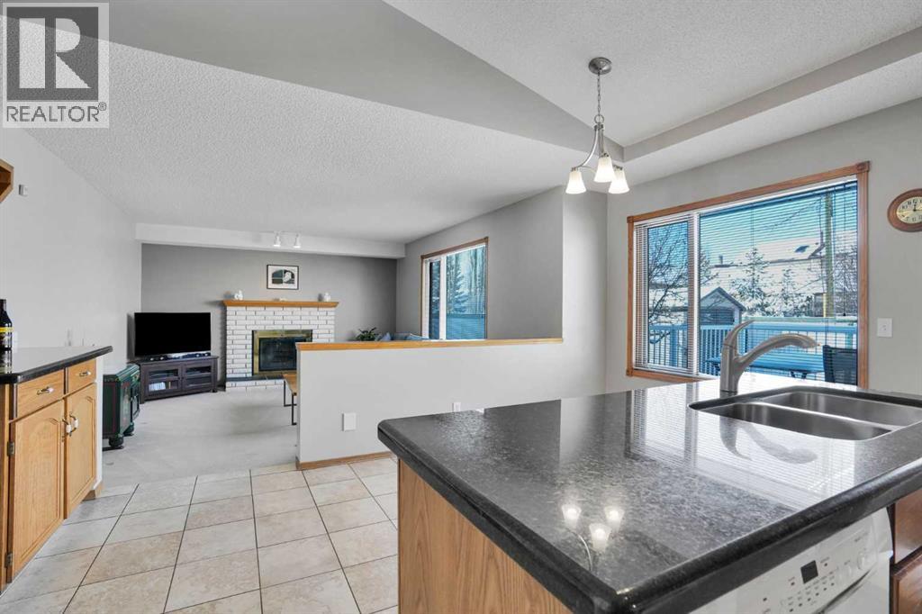 131 Hawkmount Green Nw, Calgary, Alberta  T3G 3T8 - Photo 6 - A2293540