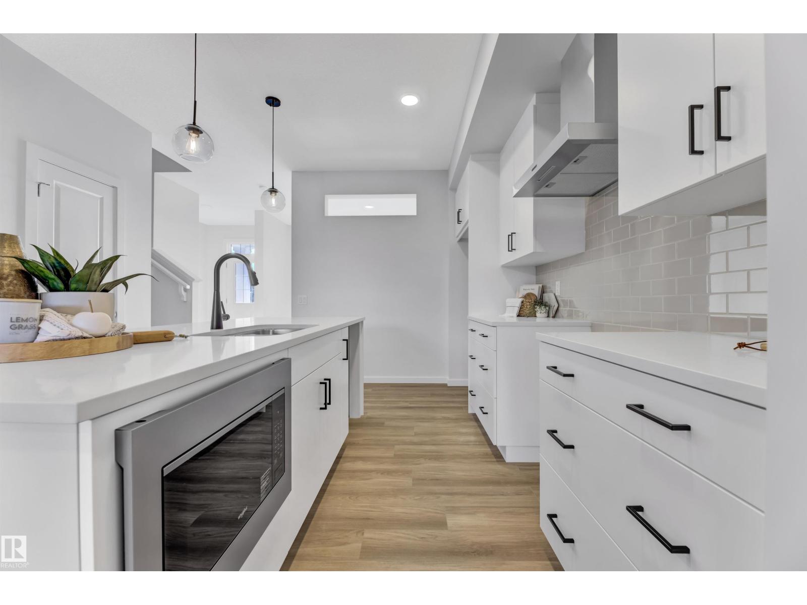 724 Southfork Dr, Leduc, Alberta  T9E 1N8 - Photo 2 - E4468851