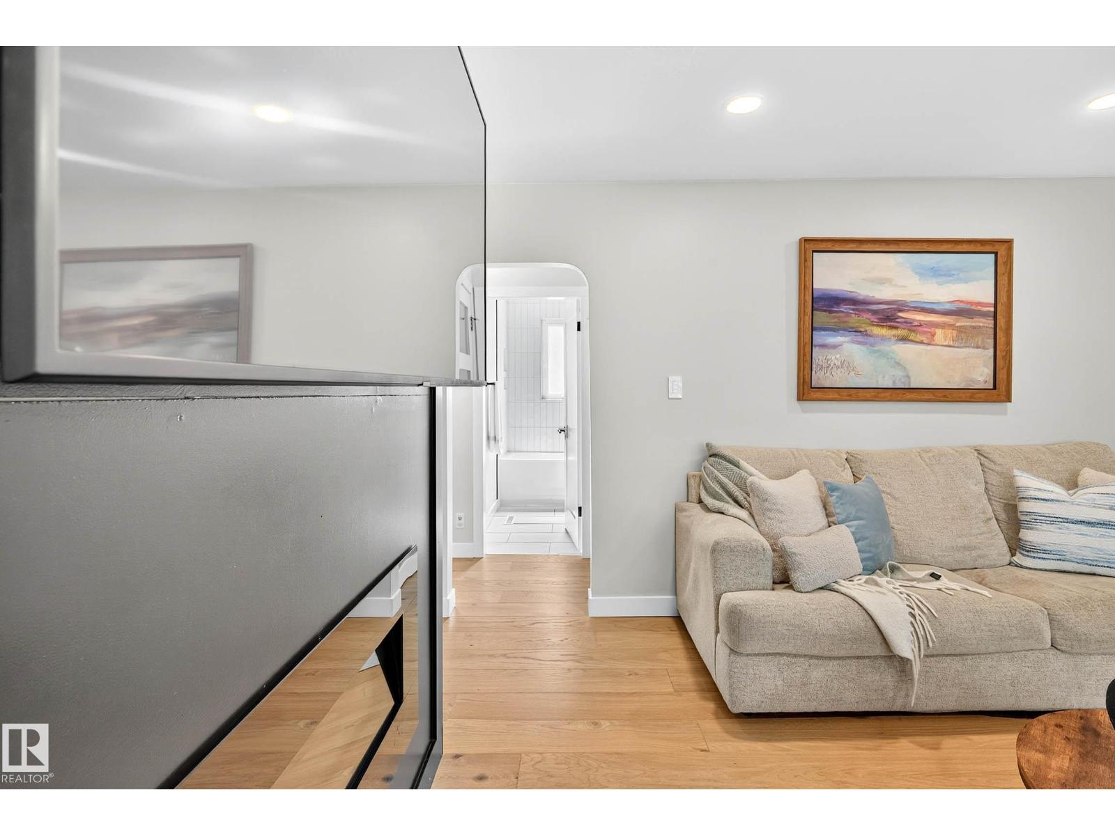 10507 69 Av Nw, Edmonton, Alberta  T6H 2C5 - Photo 11 - E4472930