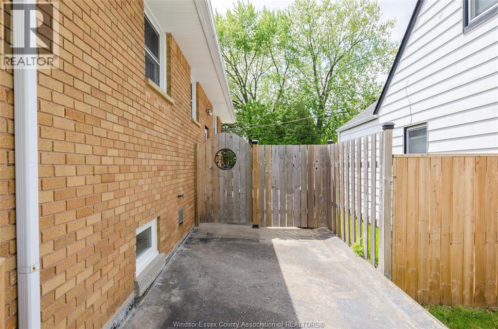 1077 Fairview, Windsor, Ontario  N8S 3E6 - Photo 21 - 26005473