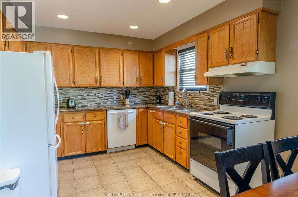 1077 Fairview, Windsor, Ontario  N8S 3E6 - Photo 7 - 26005473