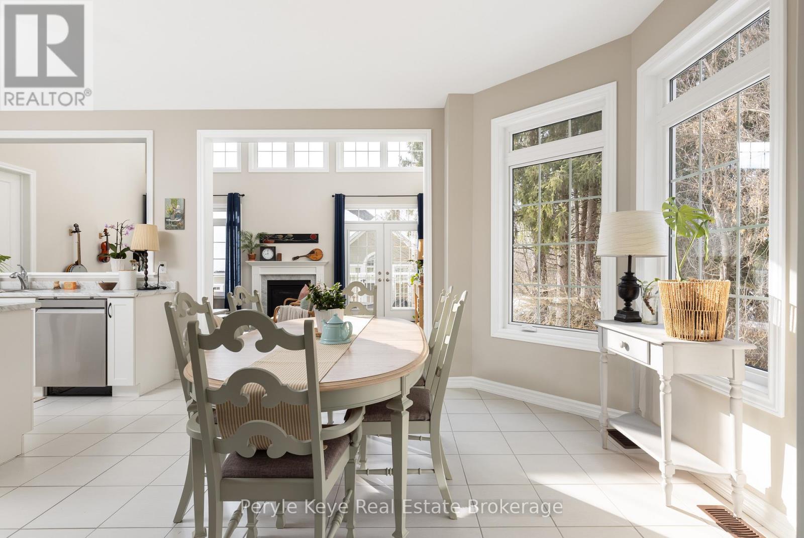 16 Leeds Court, Bracebridge, Ontario  P1L 0B7 - Photo 12 - X12879084