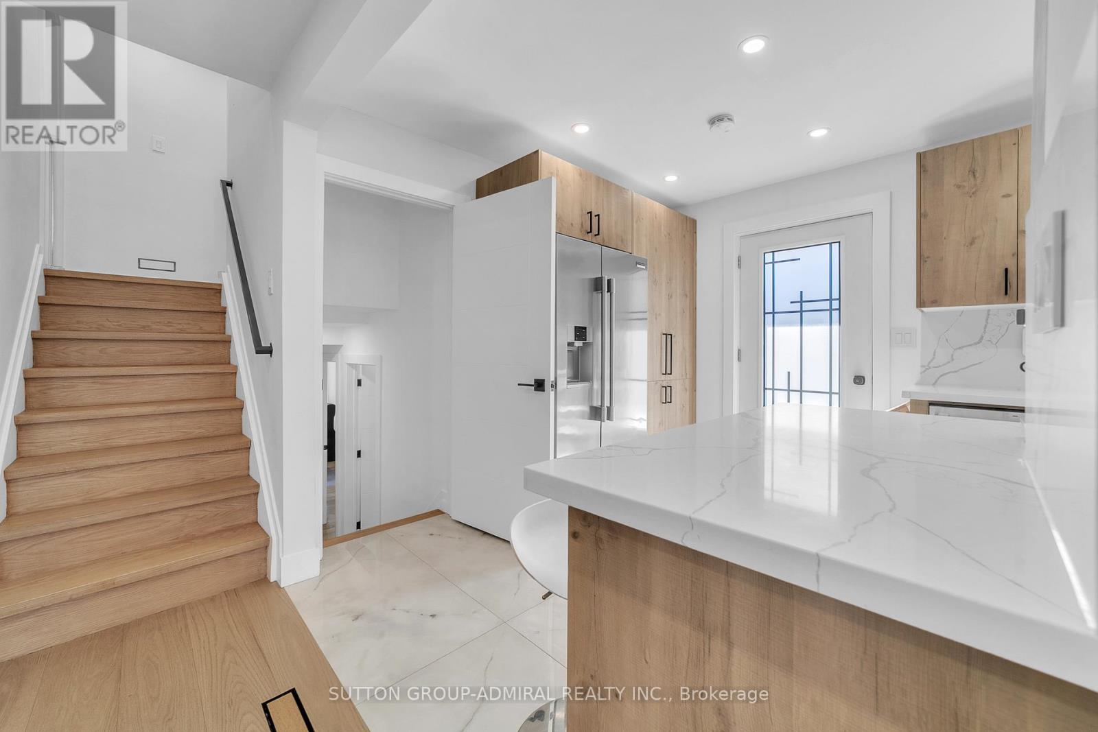 17 Jasper Drive, Aurora, Ontario  L4G 3B6 - Photo 14 - N12886348