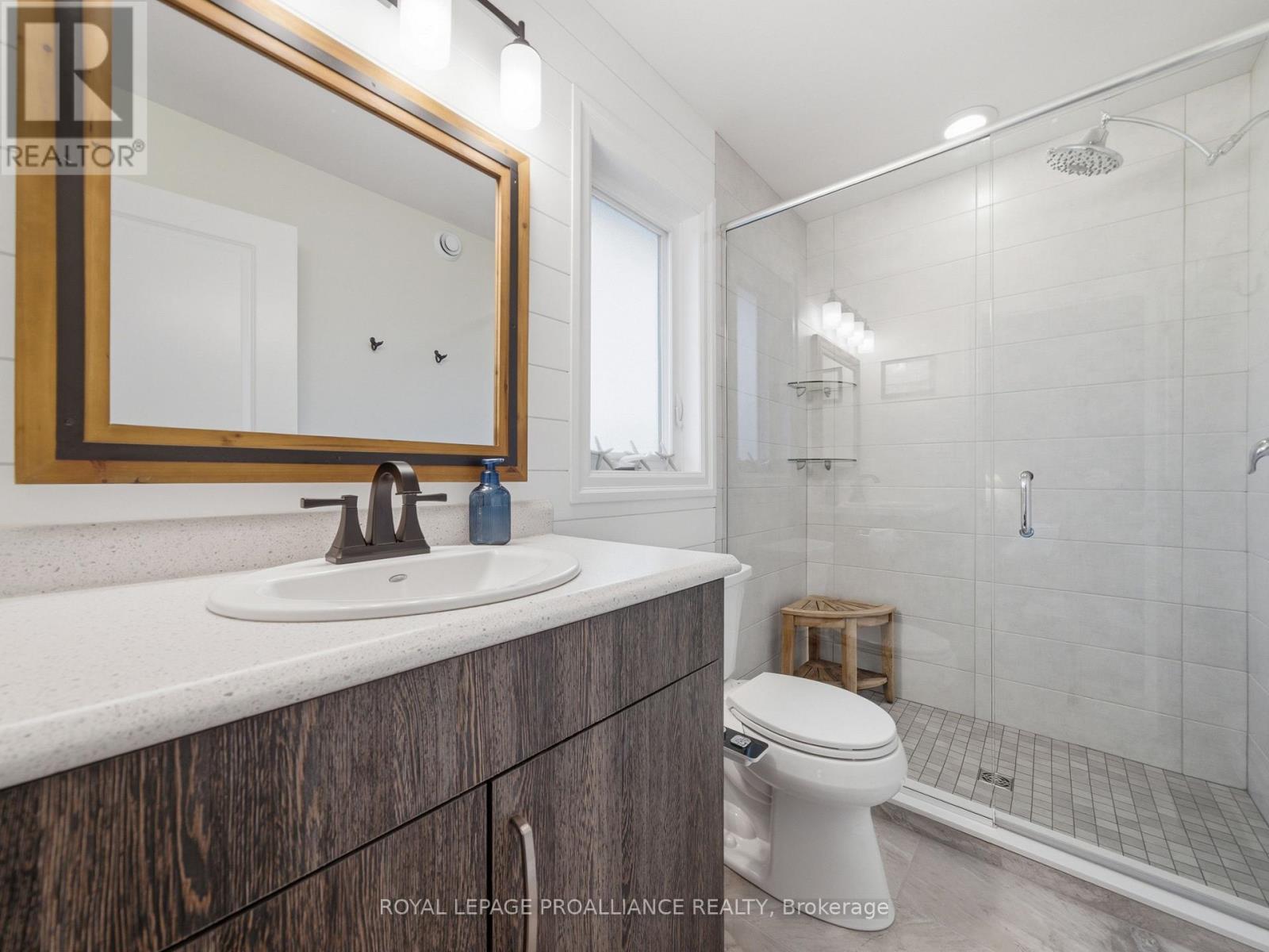 21 Woodburn Drive, Quinte West (Murray Ward), Ontario  K8V 0C6 - Photo 20 - X12887278