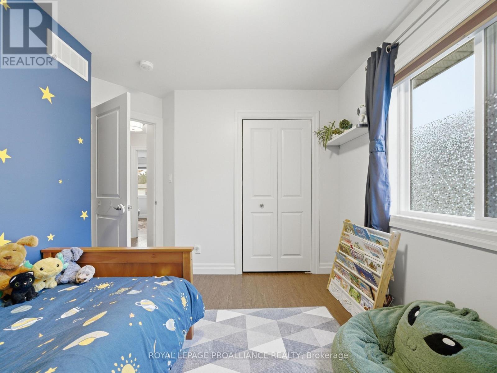 21 Woodburn Drive, Quinte West (Murray Ward), Ontario  K8V 0C6 - Photo 23 - X12887278