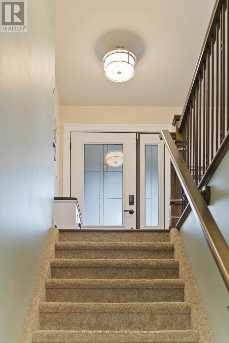 21 Woodburn Drive, Quinte West (Murray Ward), Ontario  K8V 0C6 - Photo 28 - X12887278