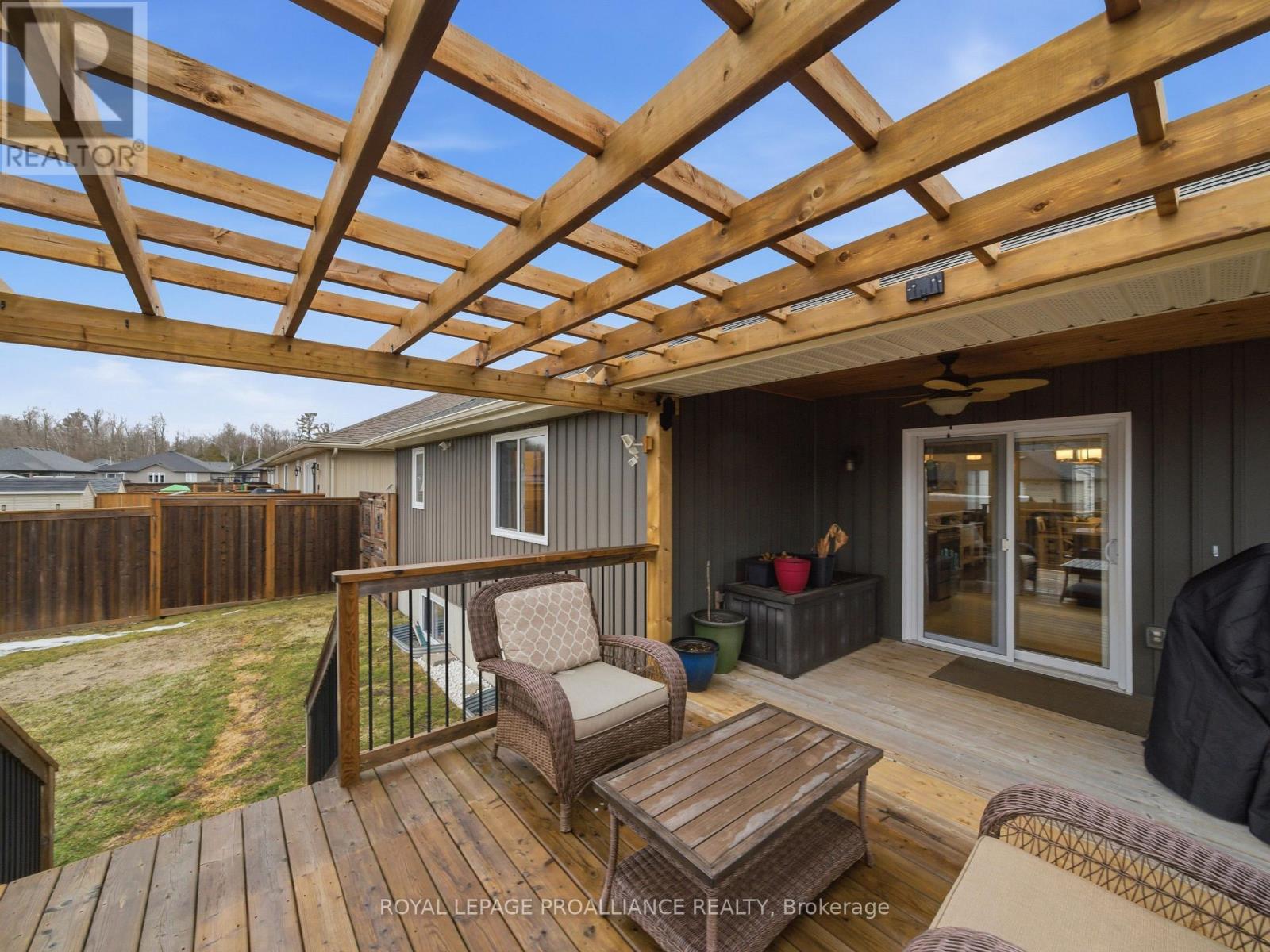 21 Woodburn Drive, Quinte West (Murray Ward), Ontario  K8V 0C6 - Photo 44 - X12887278