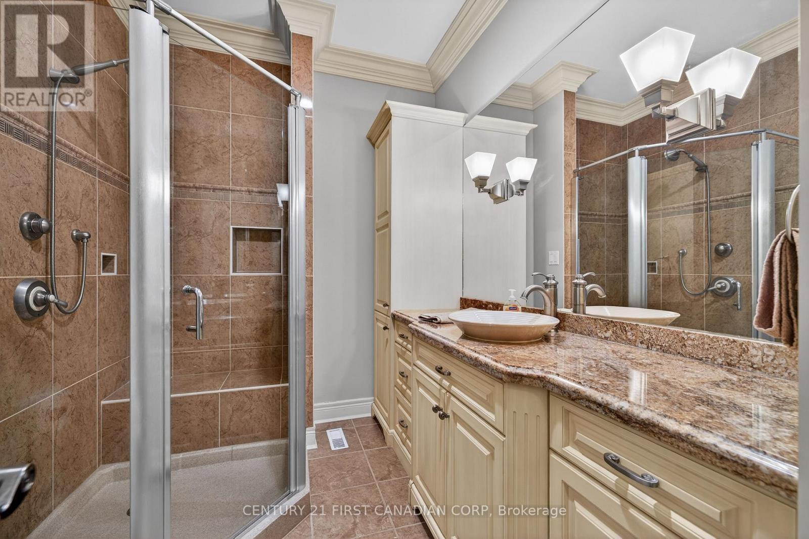 1823 Sandy Somerville Lane, London South (South A), Ontario  N6K 5R1 - Photo 17 - X12887200