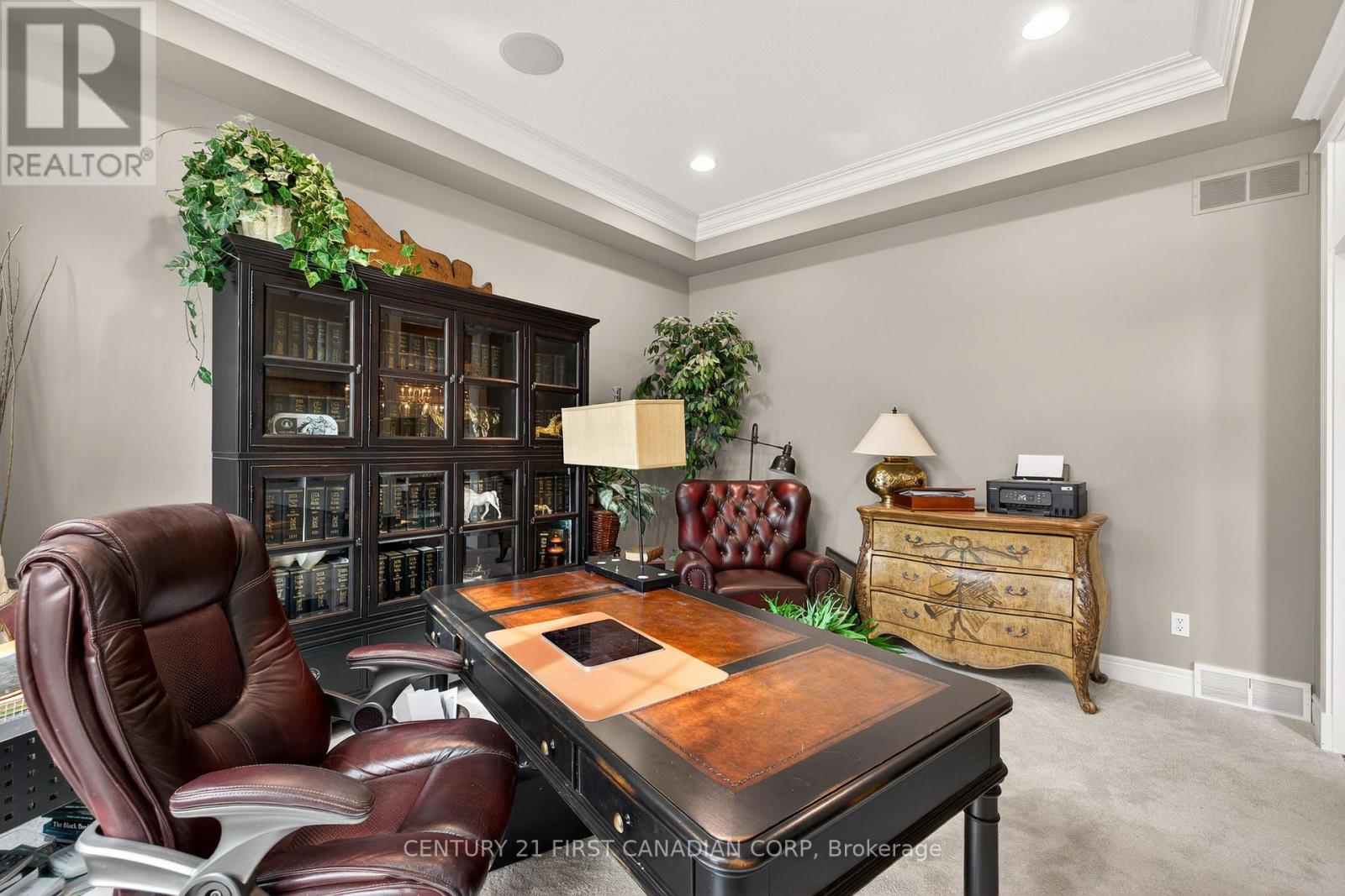 1823 Sandy Somerville Lane, London South (South A), Ontario  N6K 5R1 - Photo 4 - X12887200