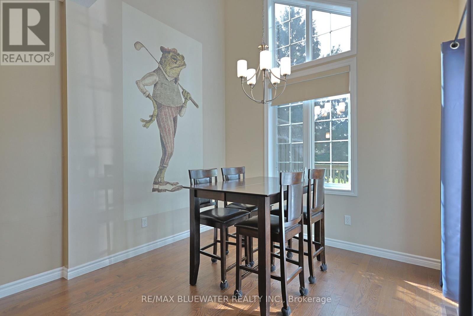 13 Oakwood Links Lane, South Huron, Ontario  N0M 1T0 - Photo 21 - X12887222