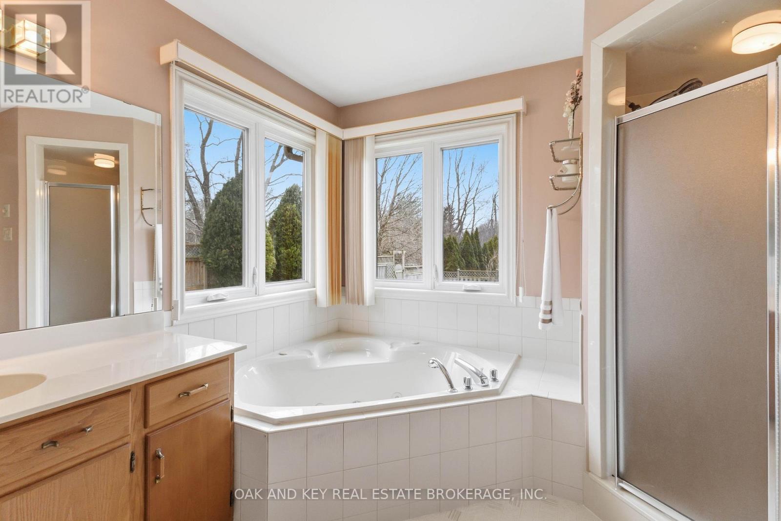 31 Green Hedge Lane, London North, Ontario  N6H 4Z3 - Photo 33 - X12887276