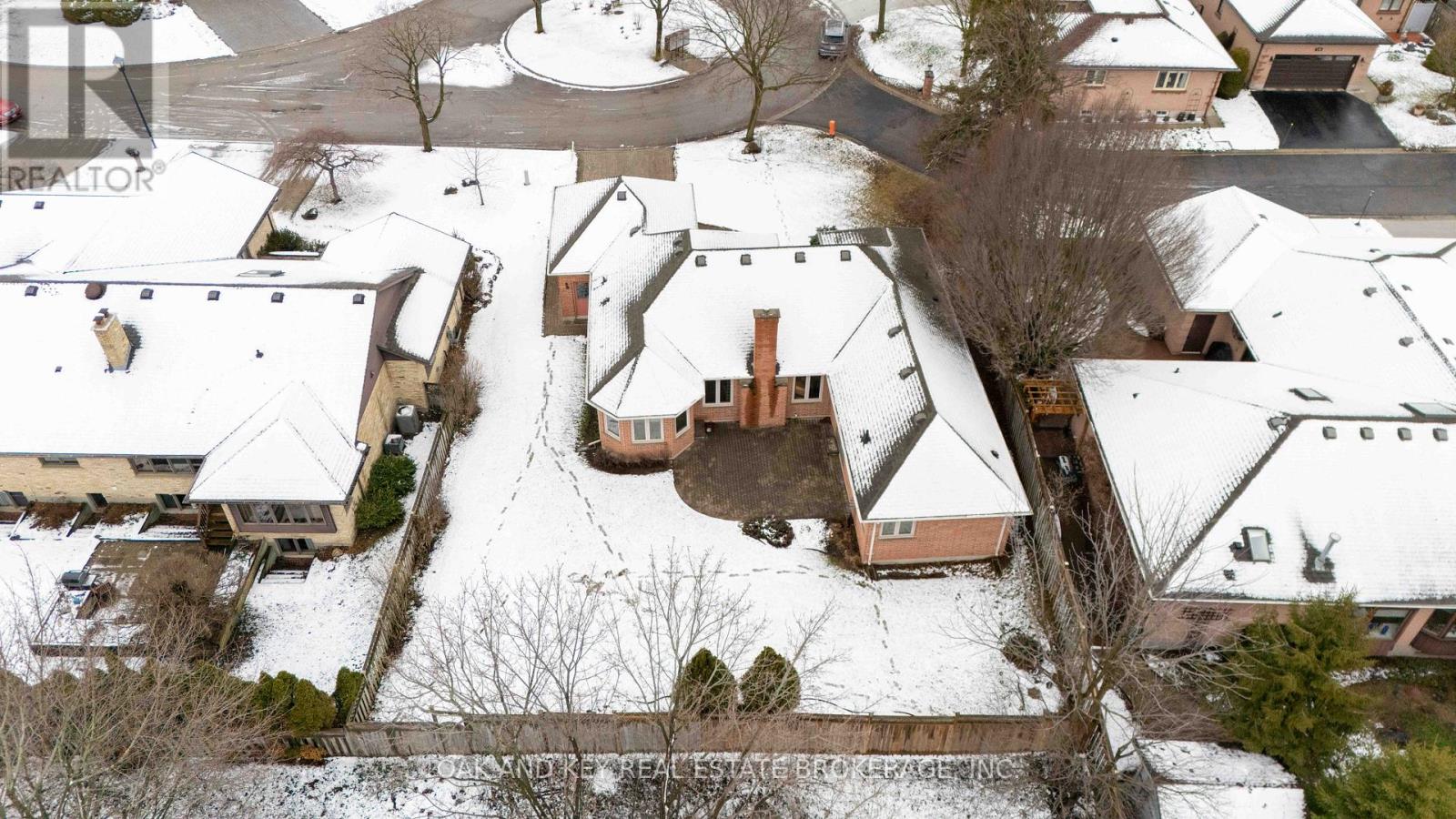 31 Green Hedge Lane, London North, Ontario  N6H 4Z3 - Photo 46 - X12887276