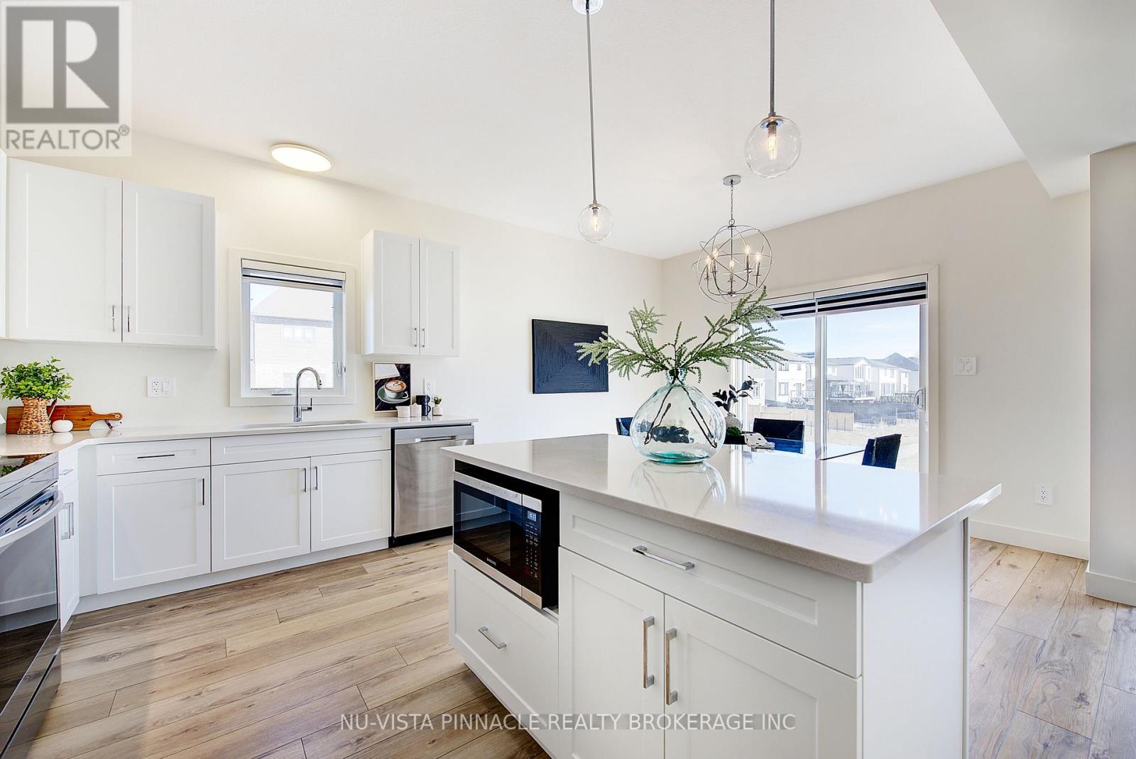 1377 Twilite Boulevard, London North, Ontario  N6G 3R5 - Photo 16 - X12887342