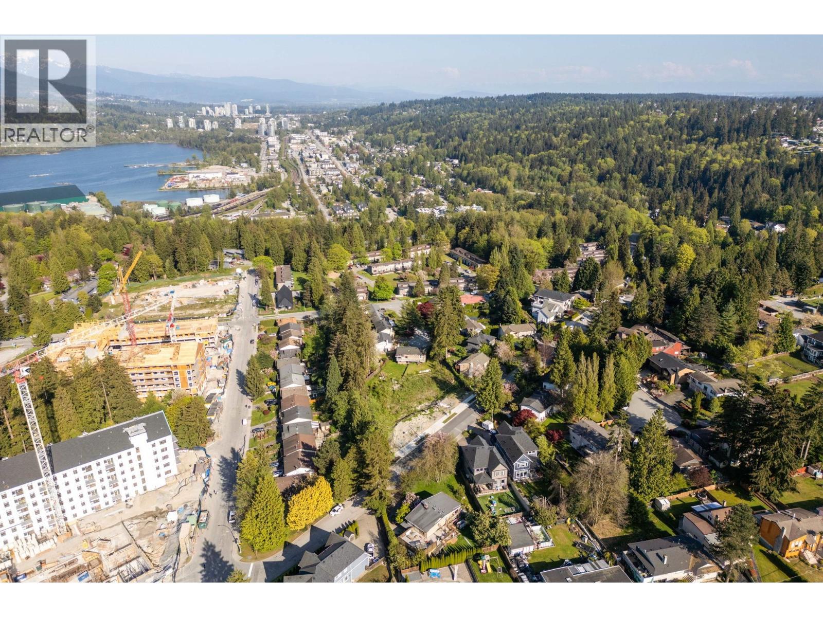 1160 Tuxedo Drive, Port Moody, British Columbia V3H 1L4 - Photo 7 - R3099055