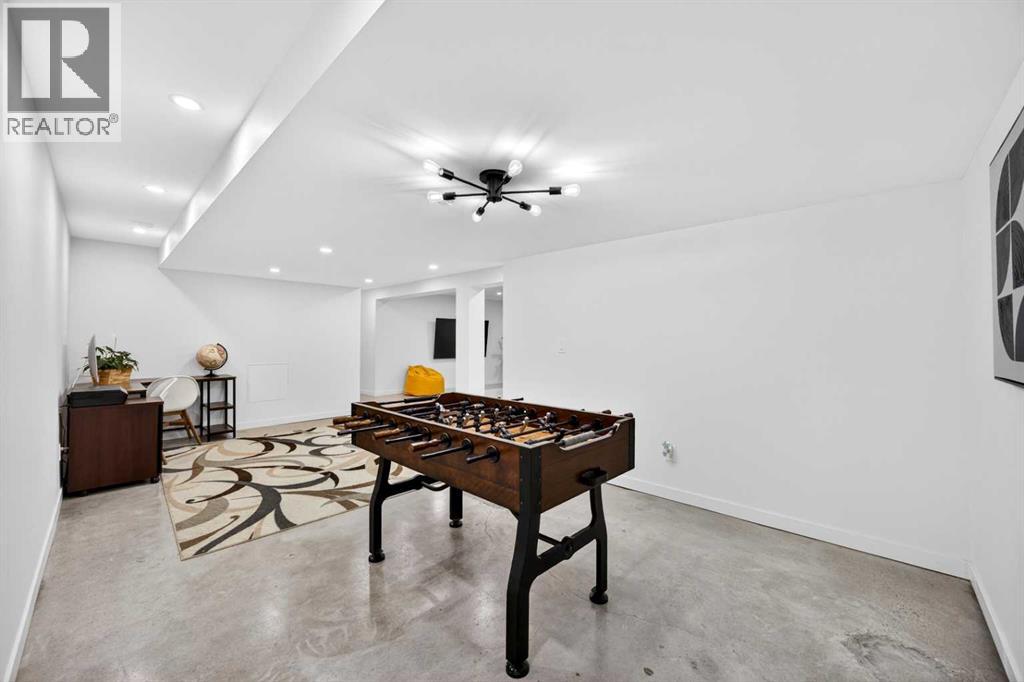 7103 Bow Crescent Nw, Calgary, Alberta  T3B 2C9 - Photo 34 - A2287821