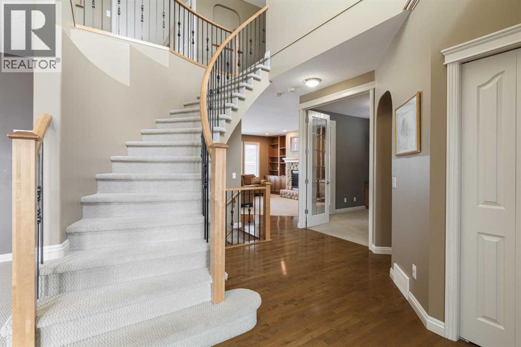 20 Springbluff Lane Sw, Calgary, Alberta  t3h 5r5 - Photo 3 - A2292499