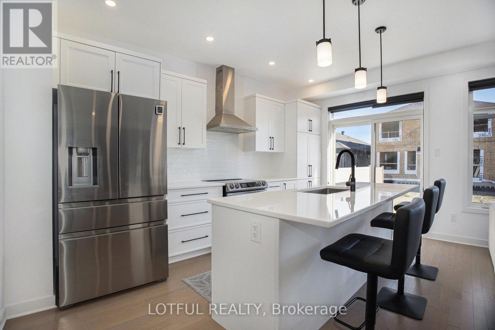 522 Ascender Avenue, Ottawa, Ontario  K1W 0R6 - Photo 15 - X12887306