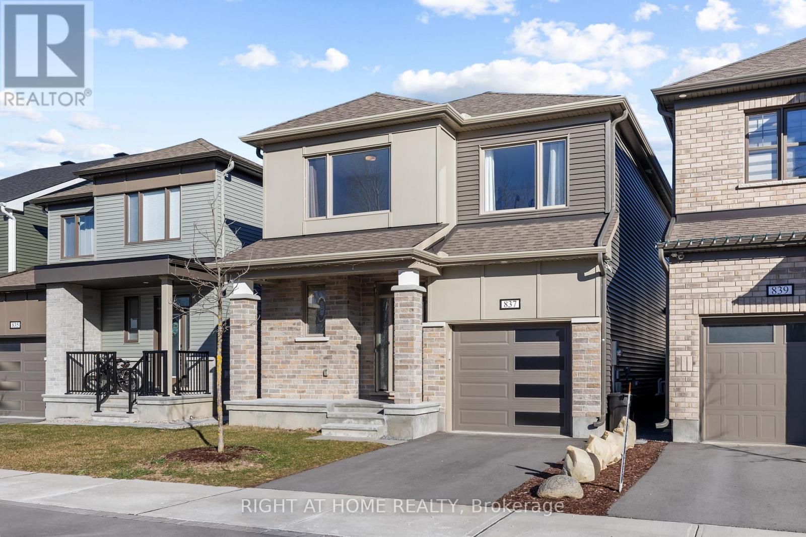 837 Derren Avenue, Ottawa, Ontario  K2S 3A7 - Photo 2 - X12887356