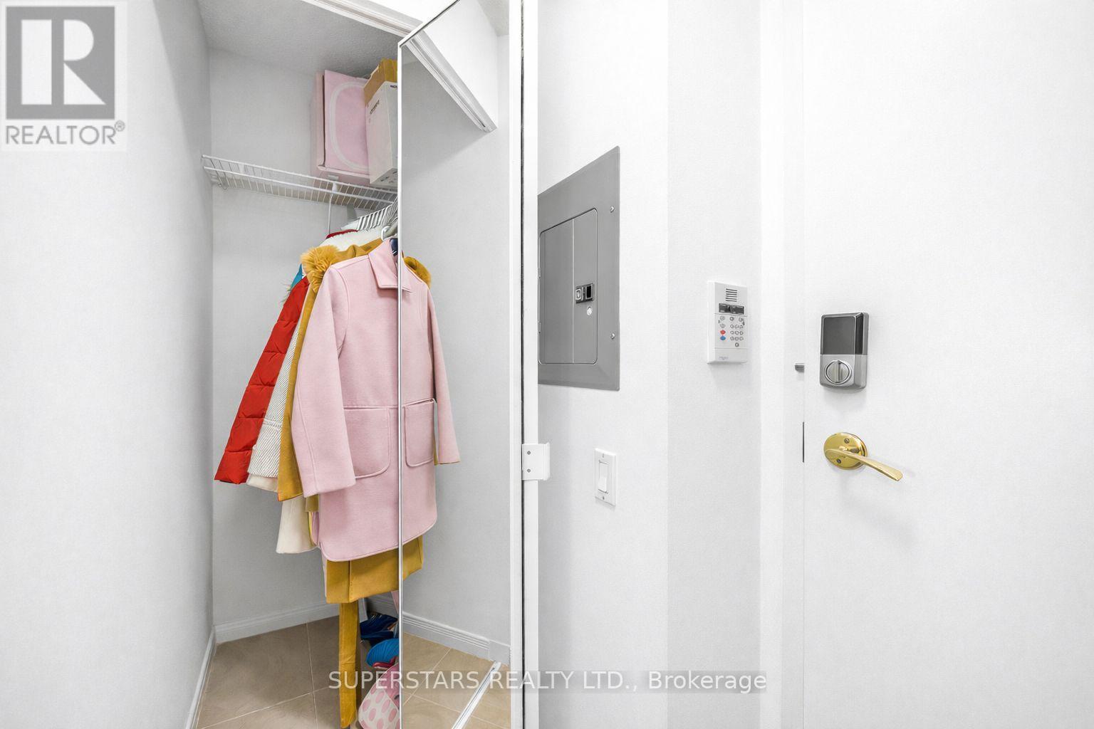 1509 - 8 Hillcrest Avenue, Toronto, Ontario  M2N 6Y6 - Photo 9 - C12887044