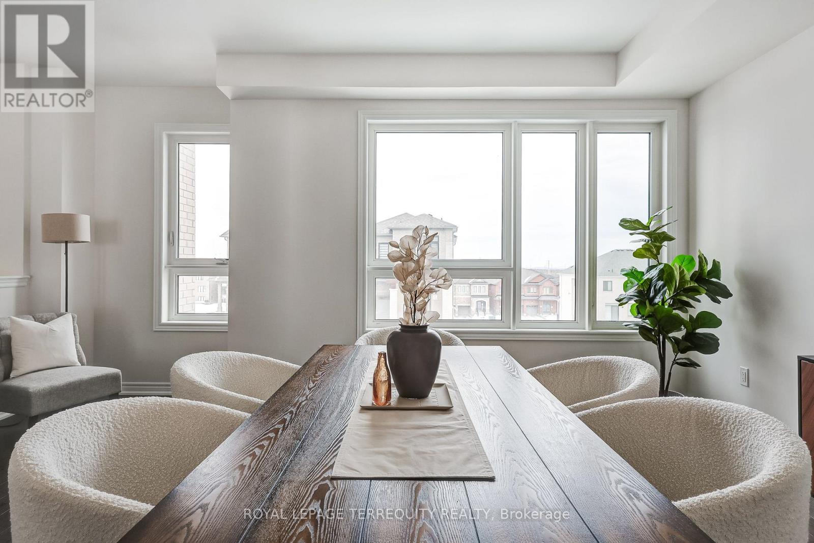 1226 Talisman Manor, Pickering, Ontario L1X 0R9 - Photo 11 - E12859644