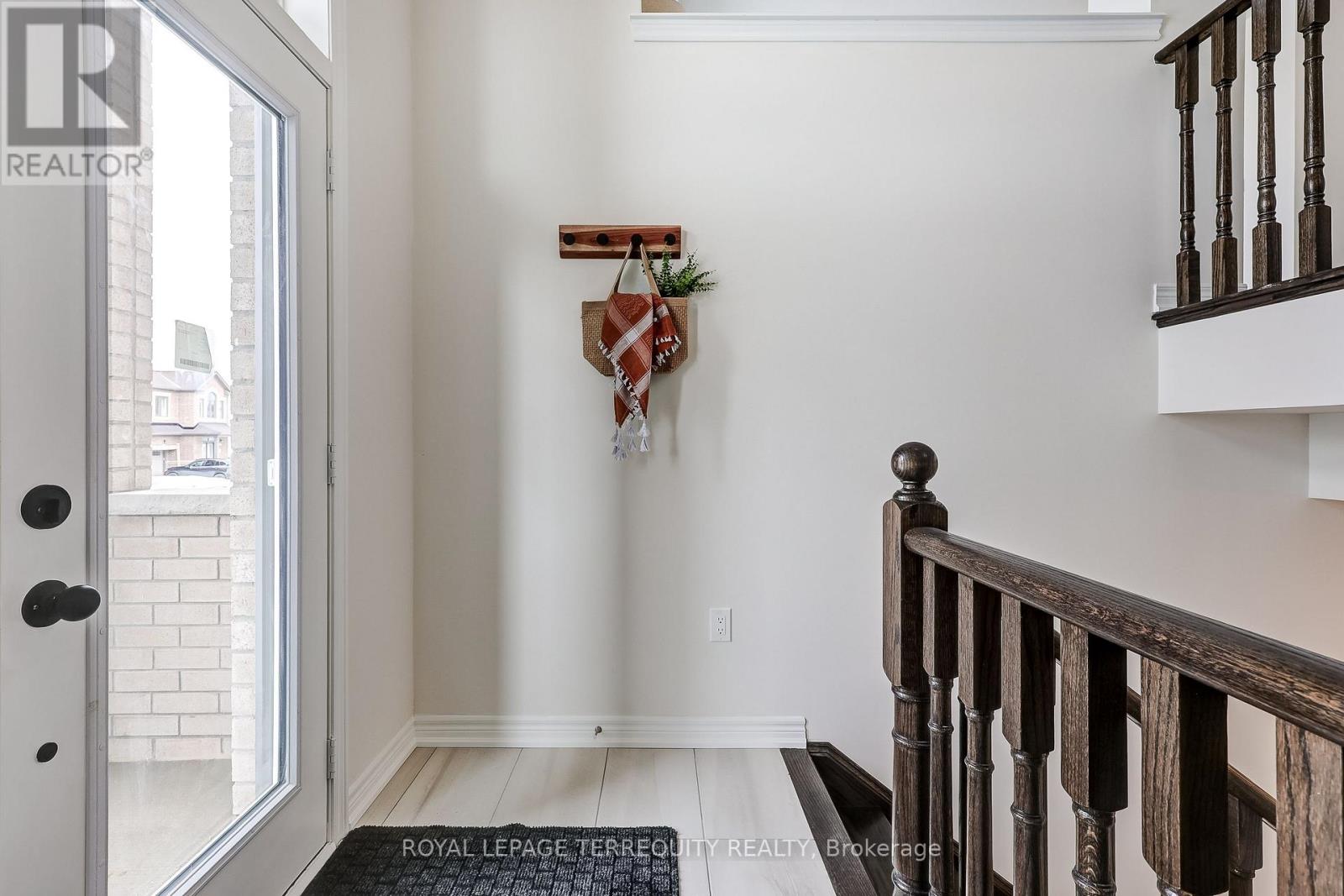 1226 Talisman Manor, Pickering, Ontario L1X 0R9 - Photo 6 - E12859644