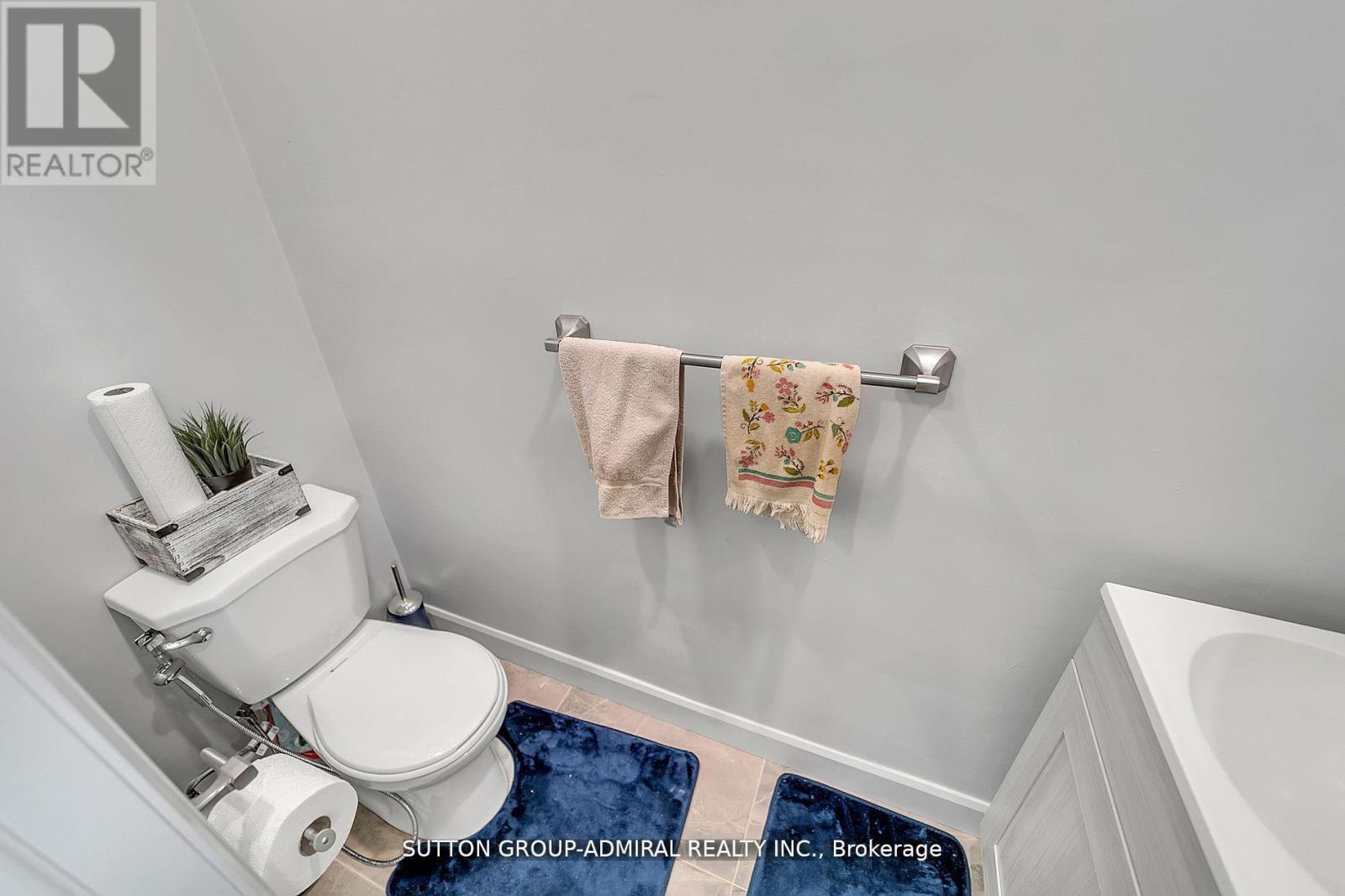 212 St. Peter Street, Whitby, Ontario  L1N 1J3 - Photo 6 - E12885812