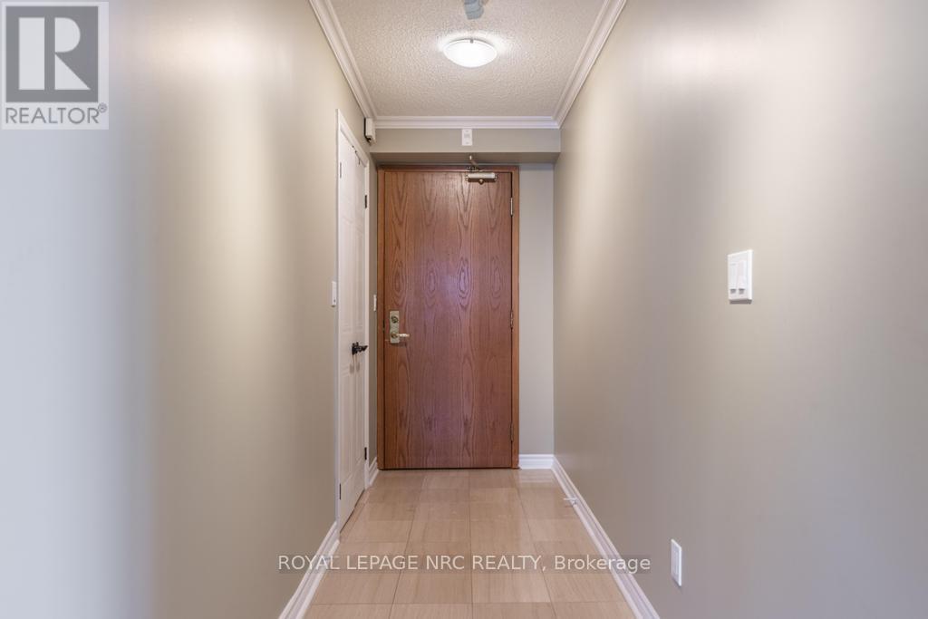 804 - 3 Towering Heights Boulevard, St. Catharines, Ontario  L2T 4A4 - Photo 6 - X12749986