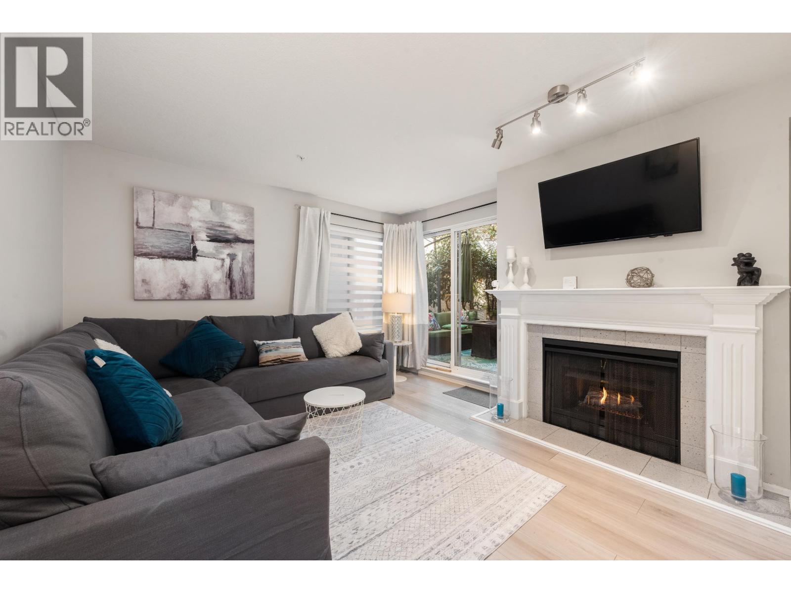 102 725 W 7th Avenue, Vancouver, British Columbia  V5Z 1B9 - Photo 1 - R3099913