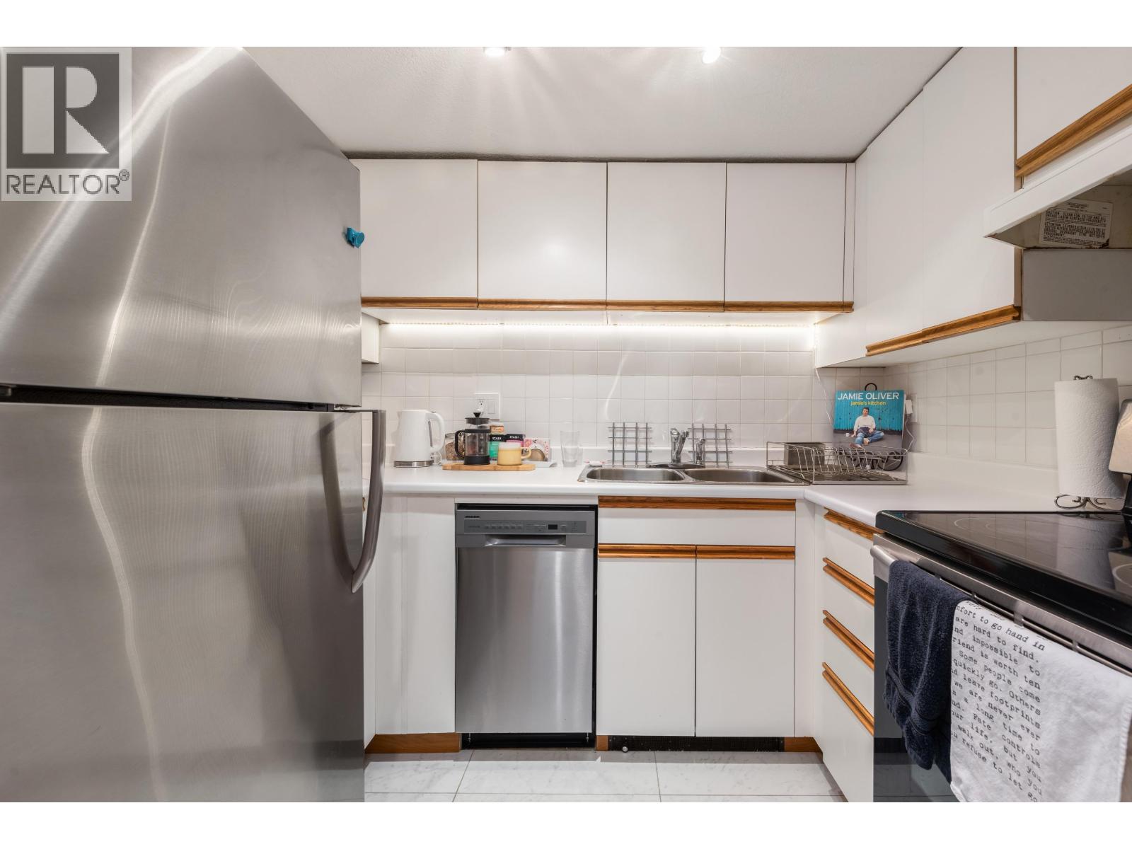 102 725 W 7th Avenue, Vancouver, British Columbia  V5Z 1B9 - Photo 5 - R3099913