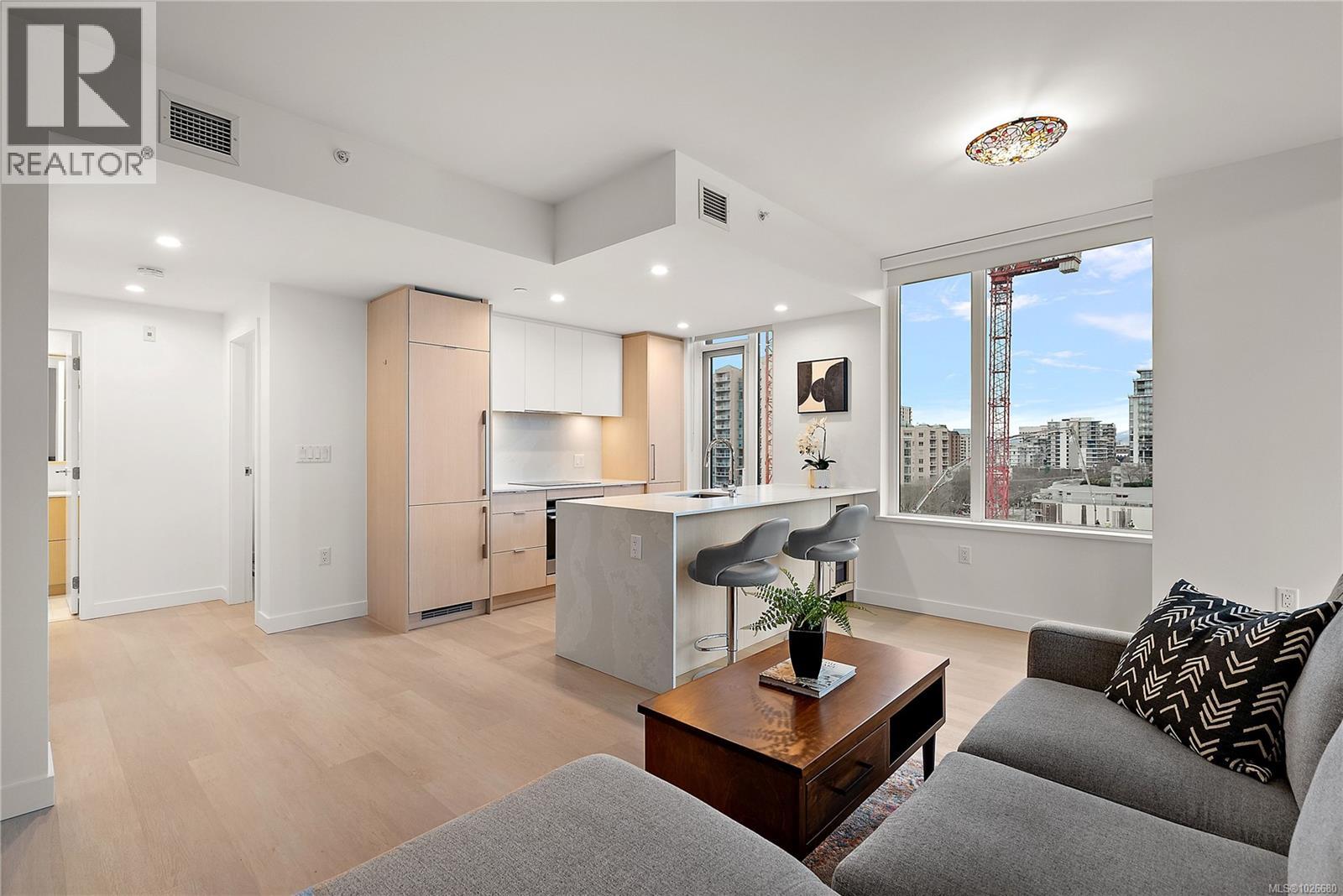 702 1100 Yates St, Victoria, British Columbia  V8V 0H5 - Photo 5 - 1026680